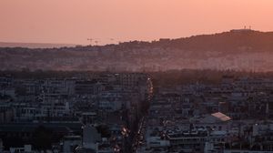 Превью обои здание, дорога, город, архитектура, вечер
