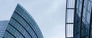Превью обои здание, фасад, архитектура, отражение, современный, небо