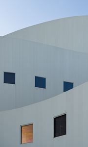 Превью обои здание, фасад, окна, архитектура, белый