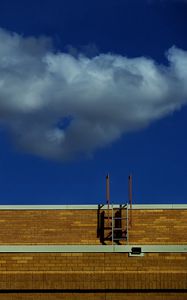 Превью обои здание, крыша, лестница, небо