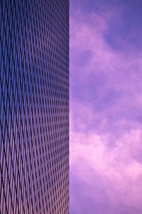 Превью обои здание, небо, минимализм, фиолетовый