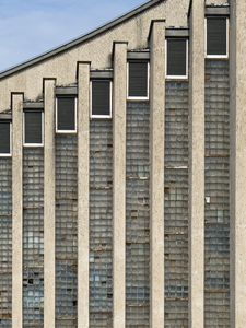 Превью обои здание, окна, изгиб, геометрия, архитектура