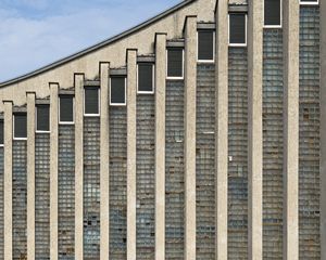 Превью обои здание, окна, изгиб, геометрия, архитектура