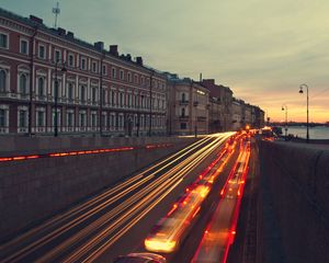 Превью обои здание, вечер, река, мост, город, улица