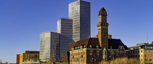 Превью обои здания, архитектура, мост, река, город, небо