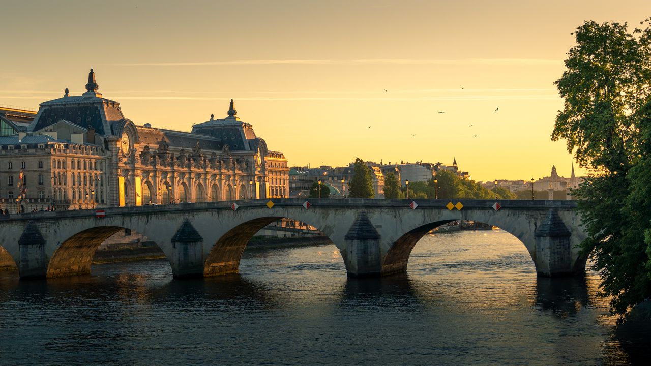Обои здания, архитектура, мост, река, рассвет