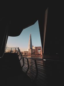 Превью обои здания, город, вид, темный
