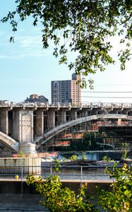 Превью обои здания, мост, река, деревья, листья