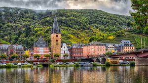 Превью обои здания, мост, река, горы, облака, город