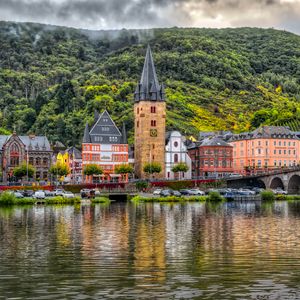 Превью обои здания, мост, река, горы, облака, город