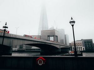Превью обои здания, небоскреб, архитектура, город, мост