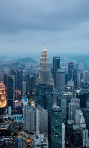 Превью обои здания, небоскребы, город, вечер, куала-лумпур, малайзия