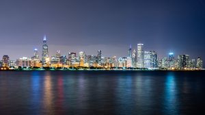 Превью обои здания, небоскребы, огни, море, ночь, город