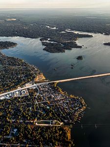 Превью обои здания, острова, мост, река, вид сверху, город