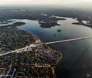 Превью обои здания, острова, мост, река, вид сверху, город