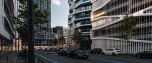 Превью обои здания, улица, дорога, автомобили