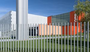 Превью обои здания, забор, газон, архитектура