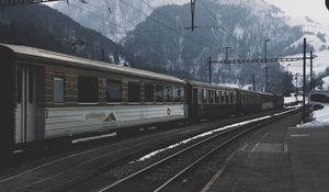 Превью обои железная дорога, поезд, горы, зима