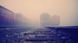 Превью обои железная дорога, поезд, рельсы, туман