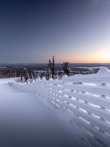 Превью обои зима, снег, забор, заснеженный, иней, горизонт