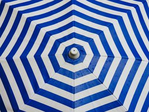 Превью обои зонт, поверхность, полосы, линии