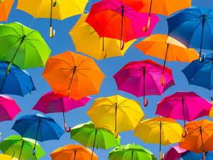 Превью обои зонтик, разноцветный, позитив, небо, радужный, яркий