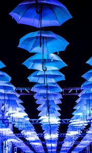 Превью обои зонты, декорация, улица, иллюминация, подсветка