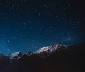 Превью обои звездное небо, горы, ночь