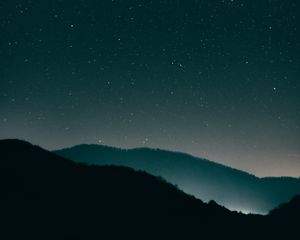 Превью обои звездное небо, горы, ночь, сияние