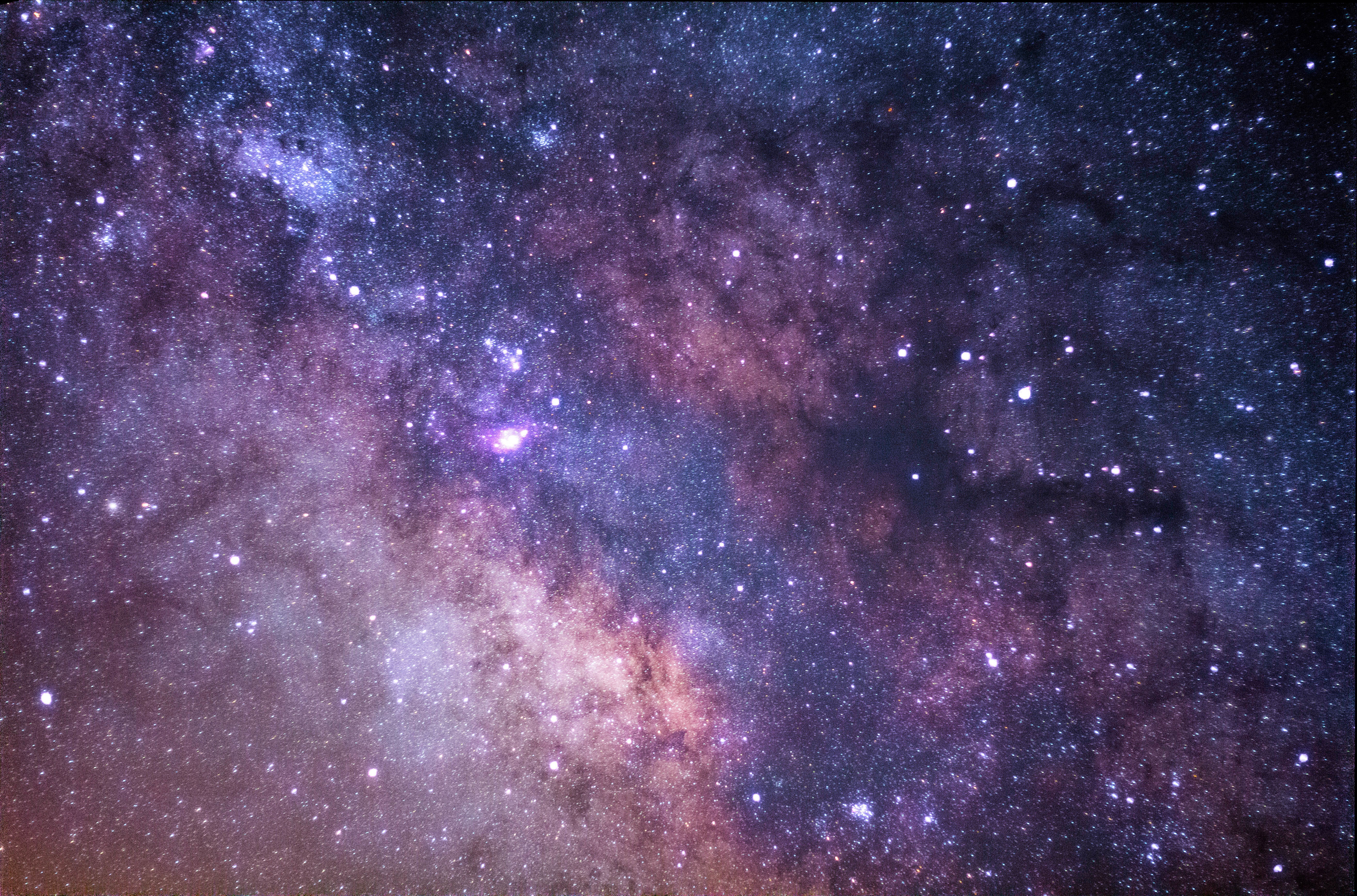 Космос 4 класс видео. Космос Галактика Млечный путь. Космос фон. Космос звезды. Небо космос.