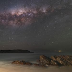 Превью обои звезды, галактика, небо, море, ночь